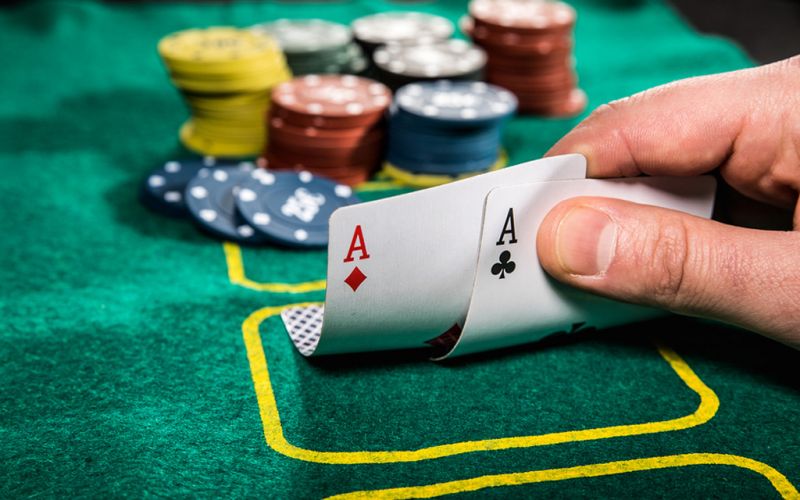 Inteligencia artificial gana partida de póker en mesa de seis jugadores