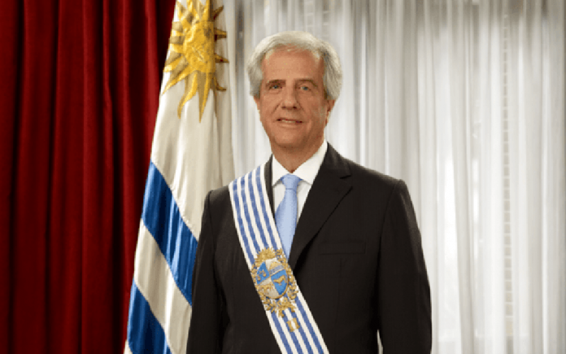 Presidente de Uruguay anuncia que tiene un tumor que se presume es maligno