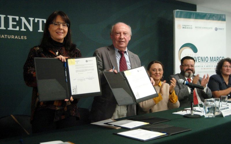 Semarnat y Conacyt firman convenio para fortalecer la investigación científica para enfrentar la problemática socioambiental del país