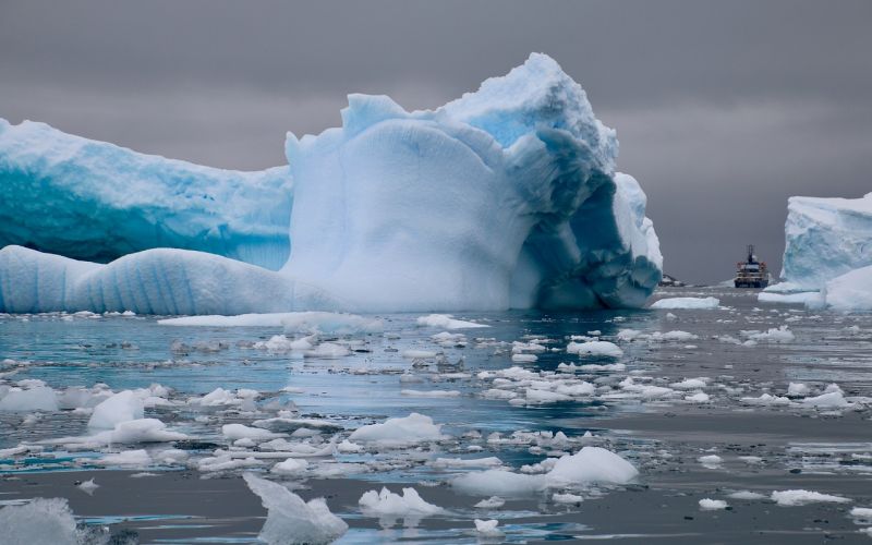 Rompehielos chino camino a la Antártica para estudiar el cambio climático