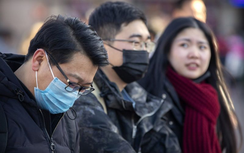 Alcalde de Wuhan admite errores en el manejo de la crisis del coronavirus