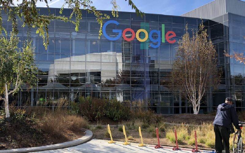 Google ordena a su personal en Norteamérica que trabaje desde casa