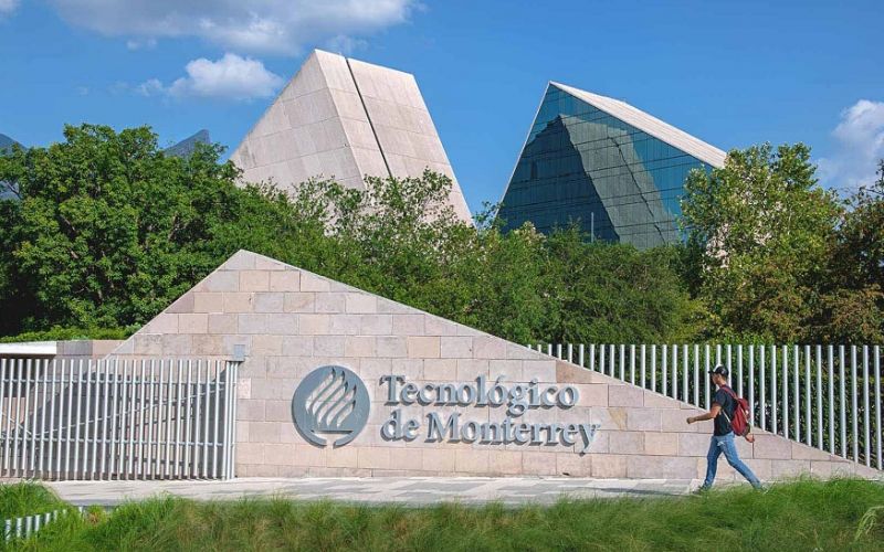 Por coronavirus, Tecnológico de Monterrey suspende clases presenciales