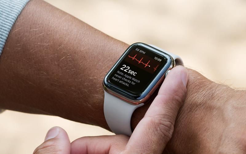 Apple Watch pronto permitirá a los médicos controlar de forma remota a los pacientes a medida que envejecen: esto piensan los expertos