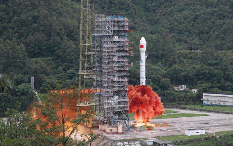 China pone en órbita el último satélite BeiDou y completa la red que competirá con el GPS