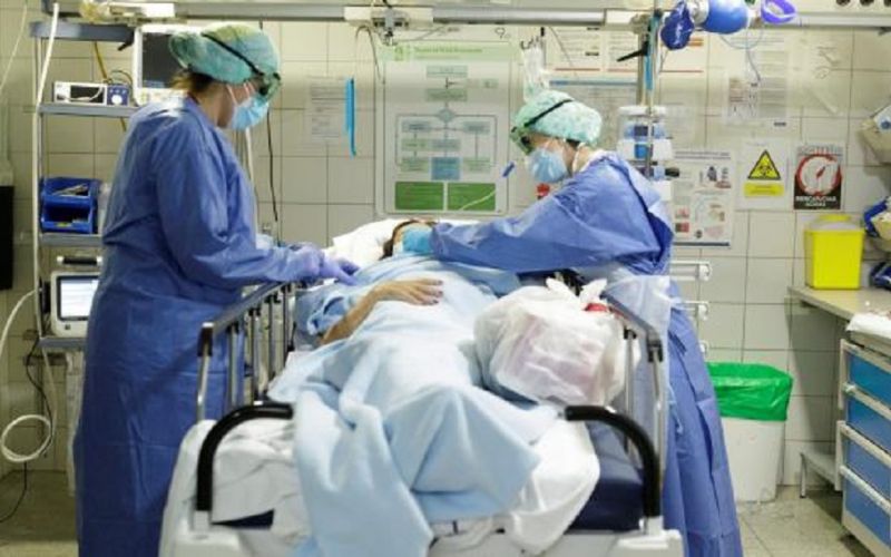 Frente a saturación, aseguradoras no están obligadas a conseguir hospitales: AMIS