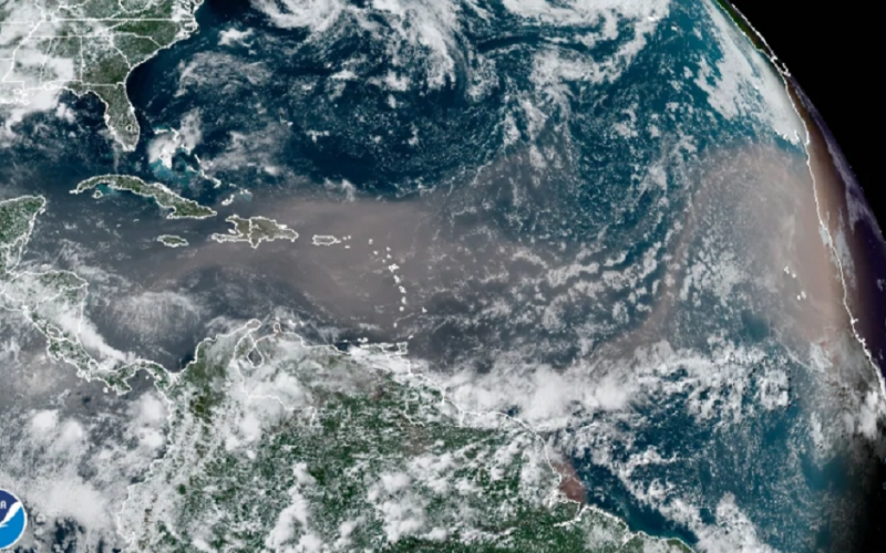 Polvo del Sahara cubre el Caribe, llegará mañana a la Península de Yucatán