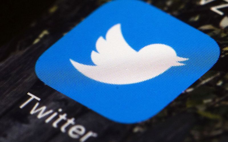 Caen acciones de Twitter luego de suspender la cuenta de Donald Trump