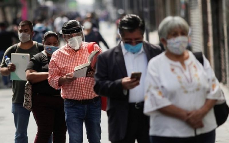 OMS reporta récord global de contagios en 24 horas