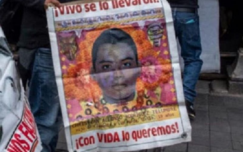 Identifican los restos de uno de los 43 jóvenes desaparecidos de Ayotzinapa