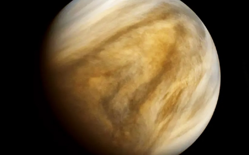 Científicos detectan posibles signos de vida en Venus