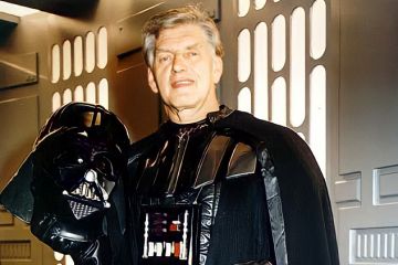 Falleció David Prowse, actor que interpretó a Darth Vader