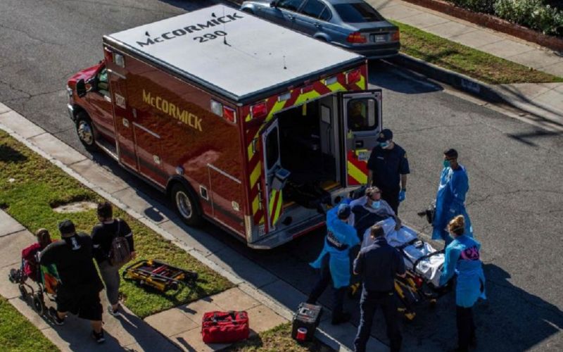 Condado de Los Ángeles ordena a ambulancias no transportar pacientes con pocas posibilidades de sobrevivir