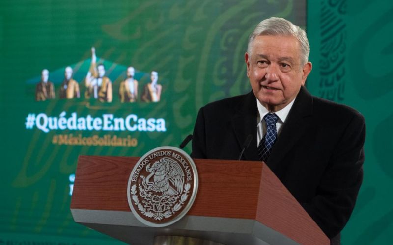 AMLO llama a abrir escuelas en Campeche y Chiapas