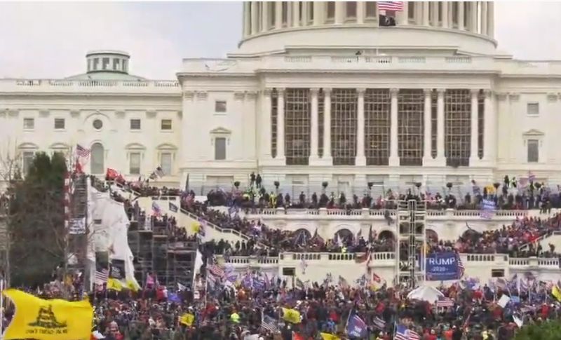 Manifestantes pro Trump irrumpen en el Capitolio