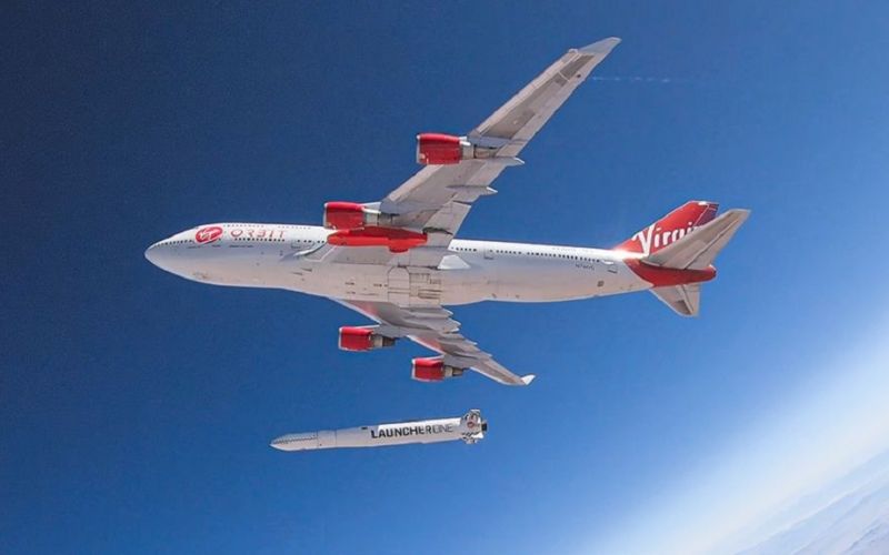 Virgin pone en órbita 10 CubeSats desde un Boeing 747