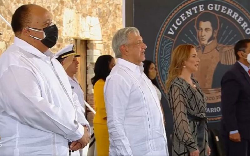 AMLO e hijo de Martin Luther King conmemoran aniversario luctuoso de Vicente Guerrero