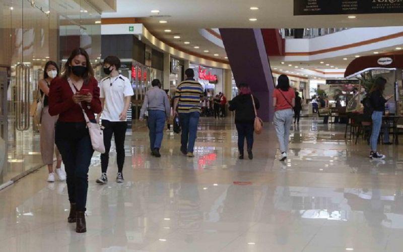 Reabren los centros comerciales de la Ciudad de México