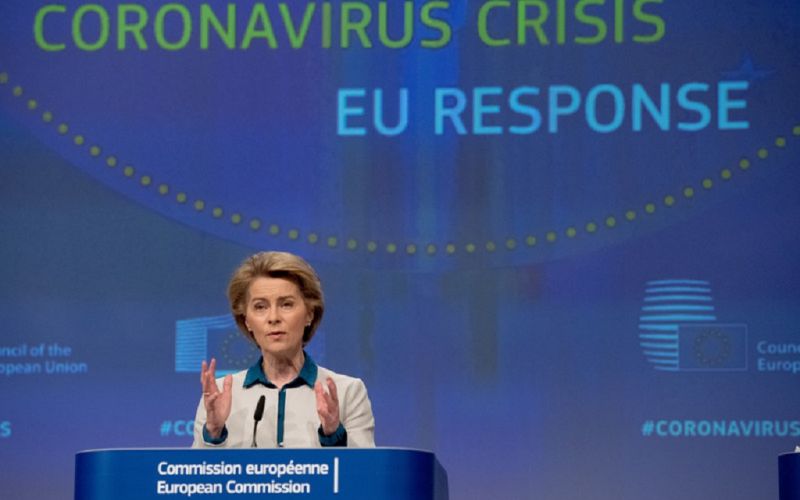 Comisión Europea admite “errores” y “exceso de optimismo” tras críticas por retrasos en la entrega de vacunas