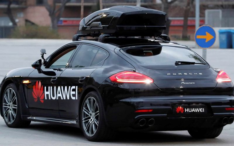 Huawei planea fabricar autos eléctricos