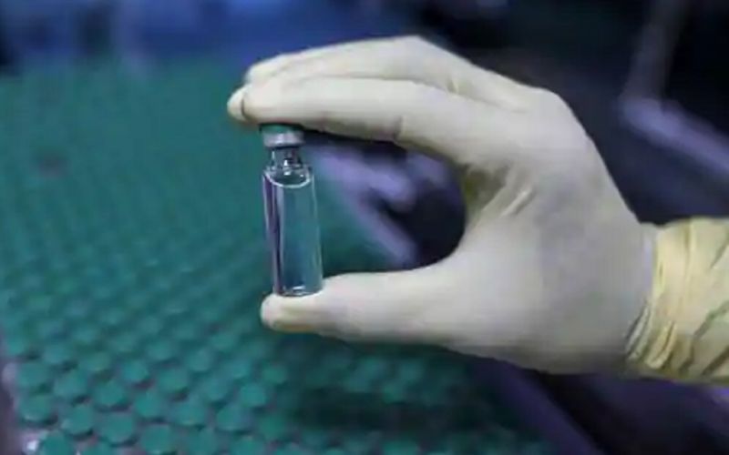 Alerta Cofepris sobre venta de vacunas falsas, “son un fraude y un riesgo a la salud”
