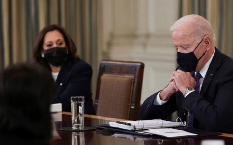 Biden recurre a Harris para liderar la respuesta de EEUU al problema migratorio