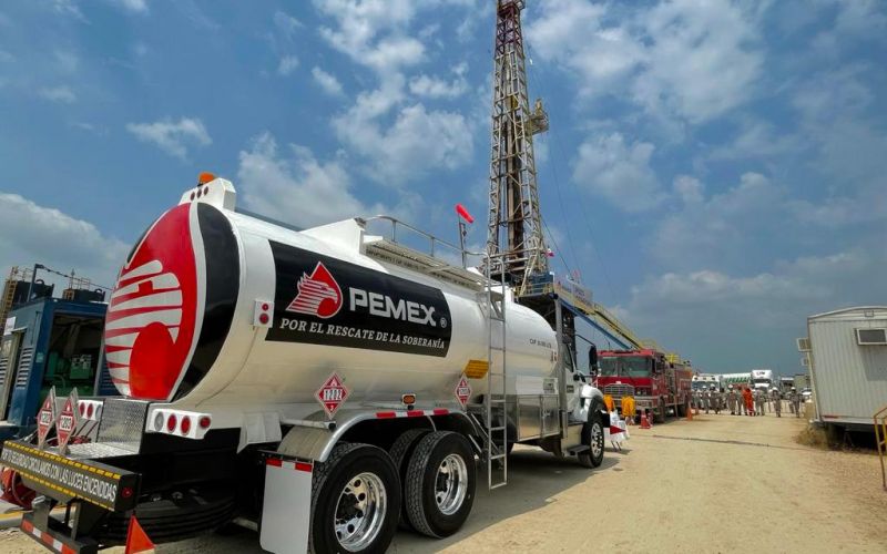 Pemex anuncia hallazgo de yacimiento petrolero en Tabasco