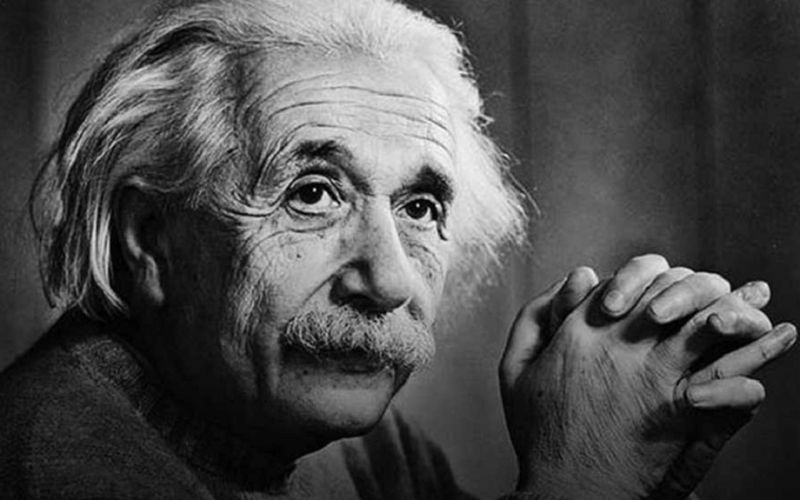 Un día como hoy pero de 1955, murió Albert Einstein