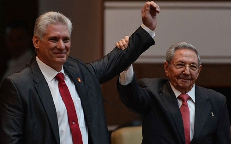 Miguel Díaz-Canel, presidente de Cuba, es elegido para dirigir al Partido Comunista