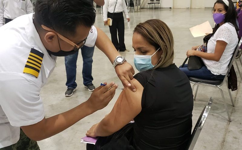 Inicia vacunación a personal educativo de Chiapas, Coahuila, Nayarit, Tamaulipas y Veracruz