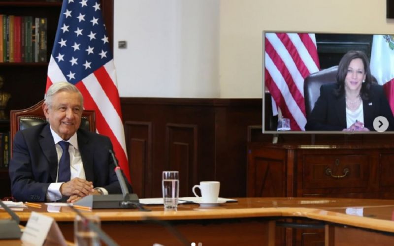 AMLO conversa con vicepresidenta de Estados Unidos, Kamala Harris