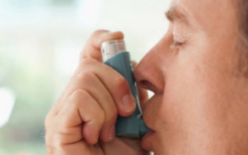 Para evitar casos graves de COVID-19, asmáticos deben continuar su tratamiento y reforzar cuidados