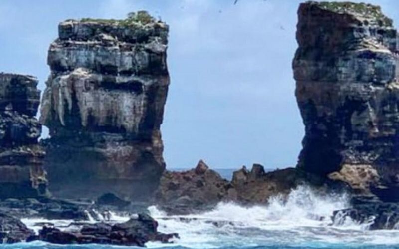 Colapsa el Arco de Darwin, uno de los principales atractivos naturales de las islas Galápagos