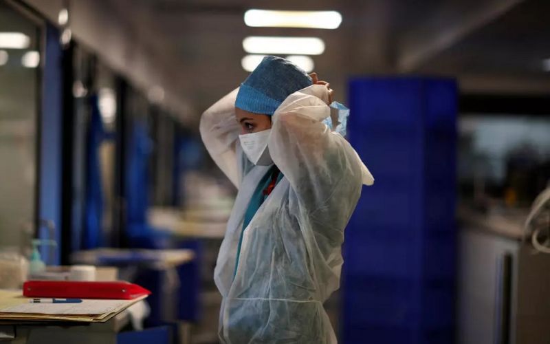 Francia reporta más de 25 mil nuevos contagios en un solo día