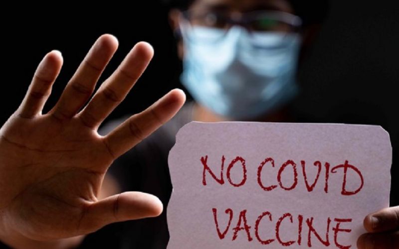 Muere en Los Ángeles hombre que se burló de las vacunas contra COVID-19 en redes sociales