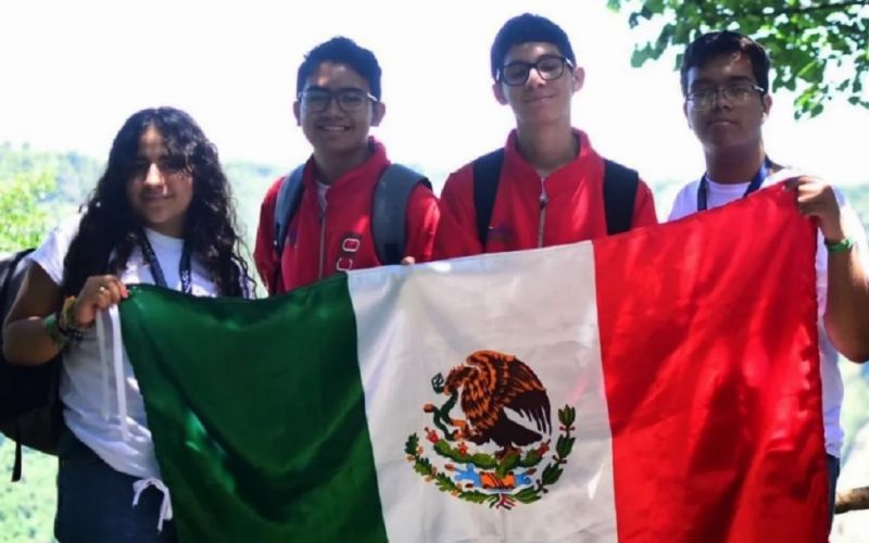 México gana tres medallas de oro y una de plata en olimpiada de matemáticas