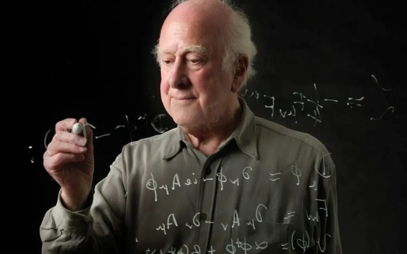 Murió Peter Higgs, premio Nobel de Física, padre del ‘bosón de Higgs’