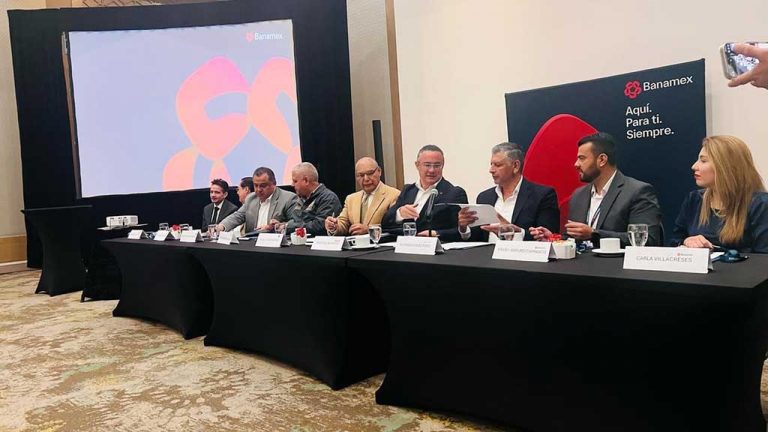 Banamex y CANACO SERVYTUR Ensenada firman acuerdo para impulsar PYMES