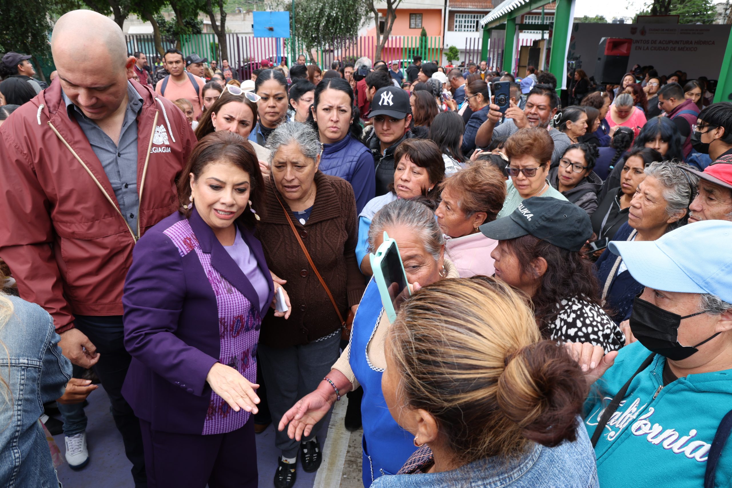 100 Puntos de Acupuntura Hídrica. Fotografía: La Isabel.