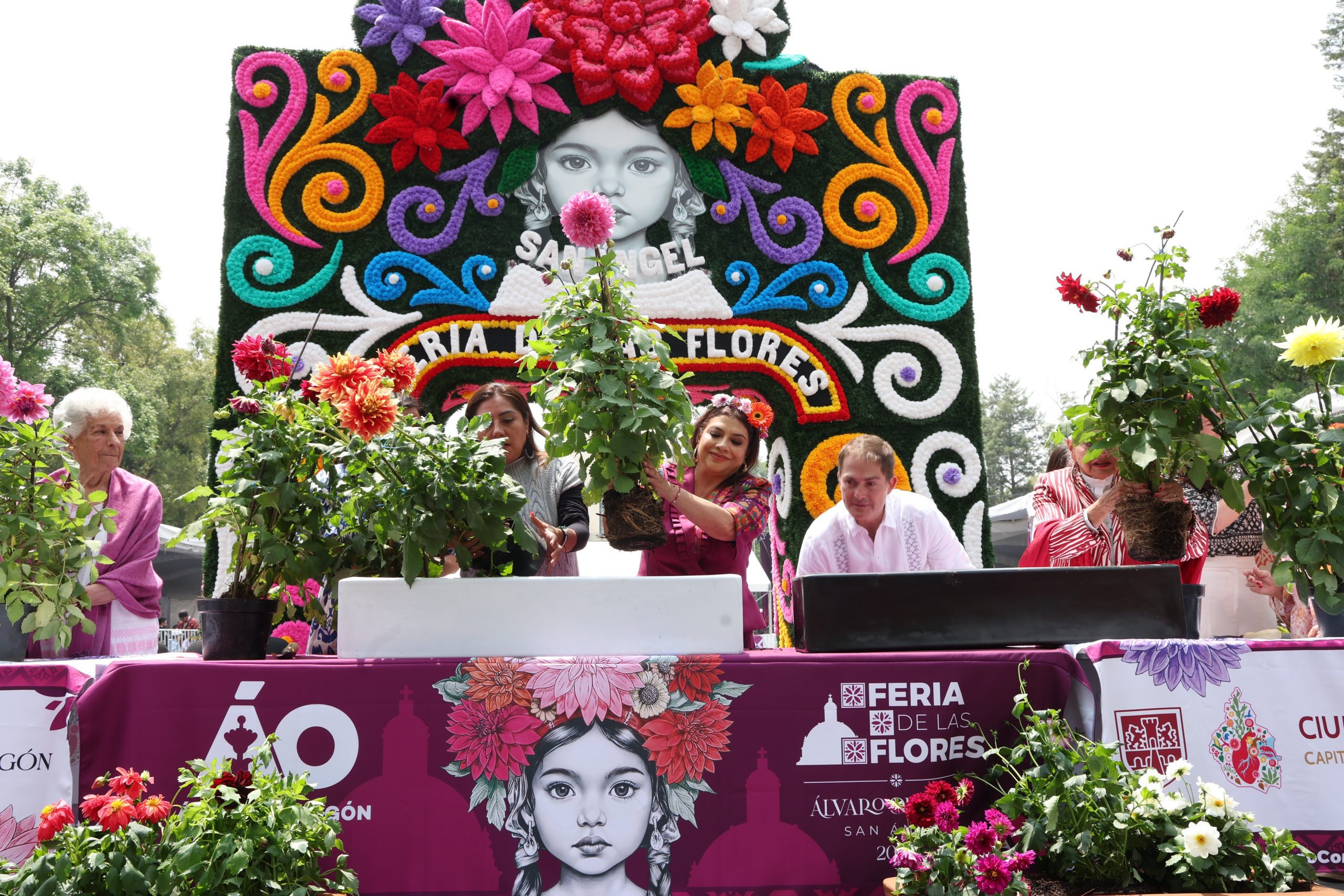 Feria de las Flores en alcaldía Álvaro Obregón. Fotografía: La Isabel.