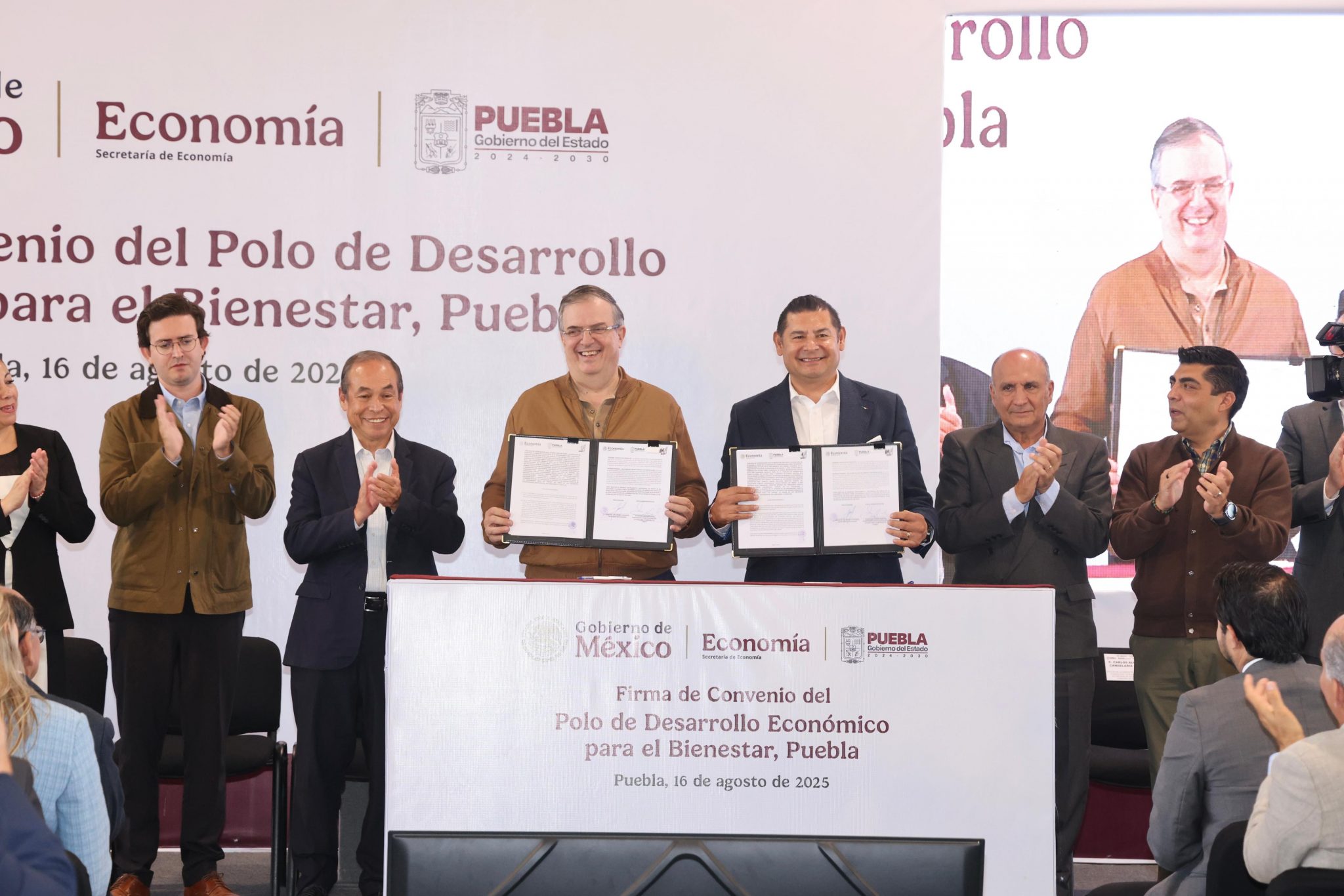 Gobierno de Puebla y Secretaría de Economía firman convenio del Polo de ...