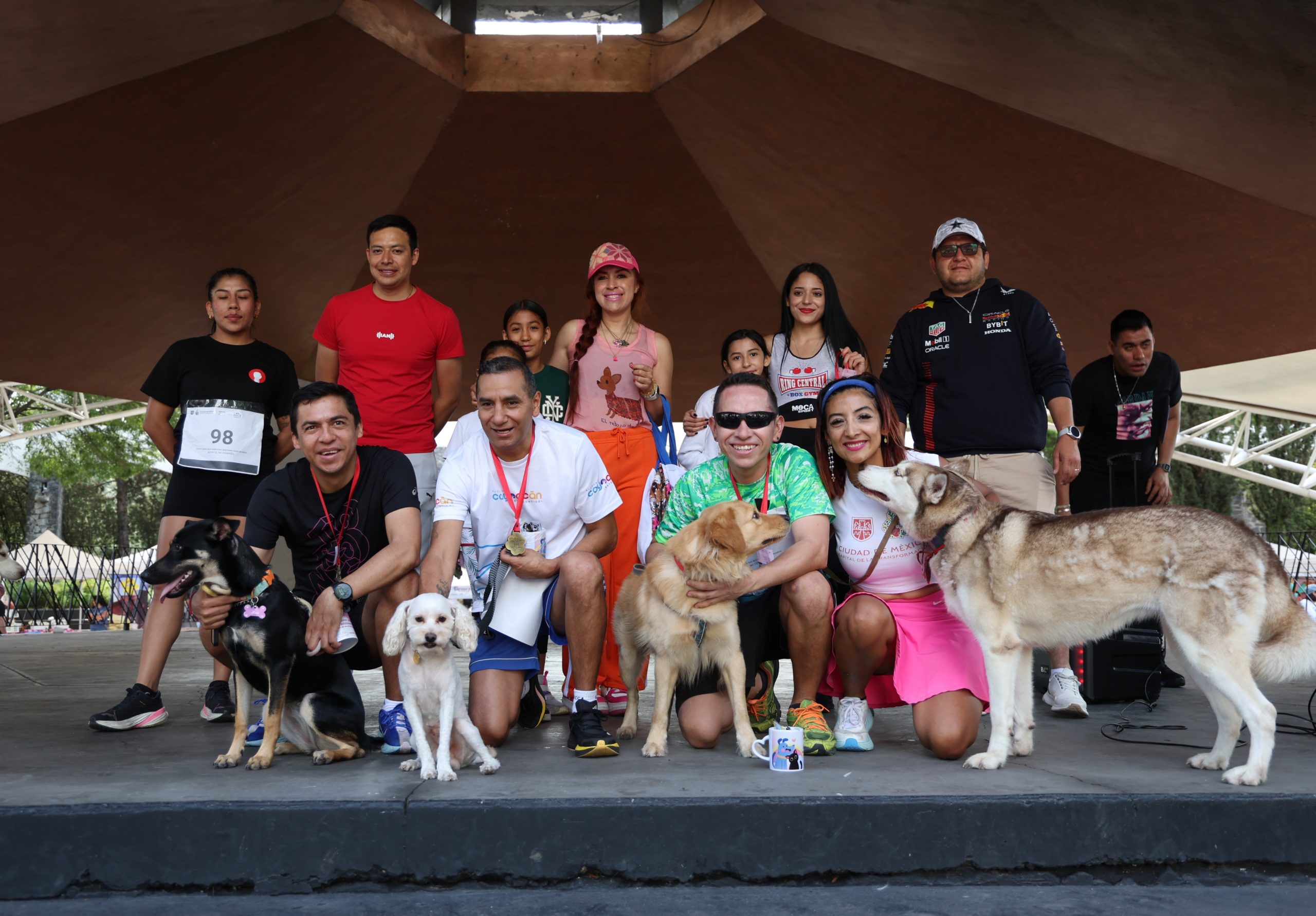 Carrera Amar es Adoptar, en la Alameda Sur, Alcaldía Coyoacán. Fotografía: Benjamín Flores.