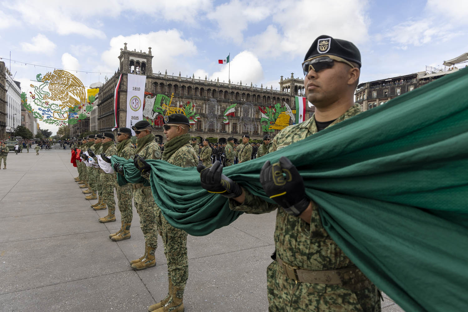 Cuauhtémoc, Ciudad de México. 16 de septiembre 2025. La presidenta constitucional de los Estados Unidos Mexicanos, la Doctora Claudia Sheinbaum Pardo  preside el Desfile Cívico Militar. Foto: /Presidencia