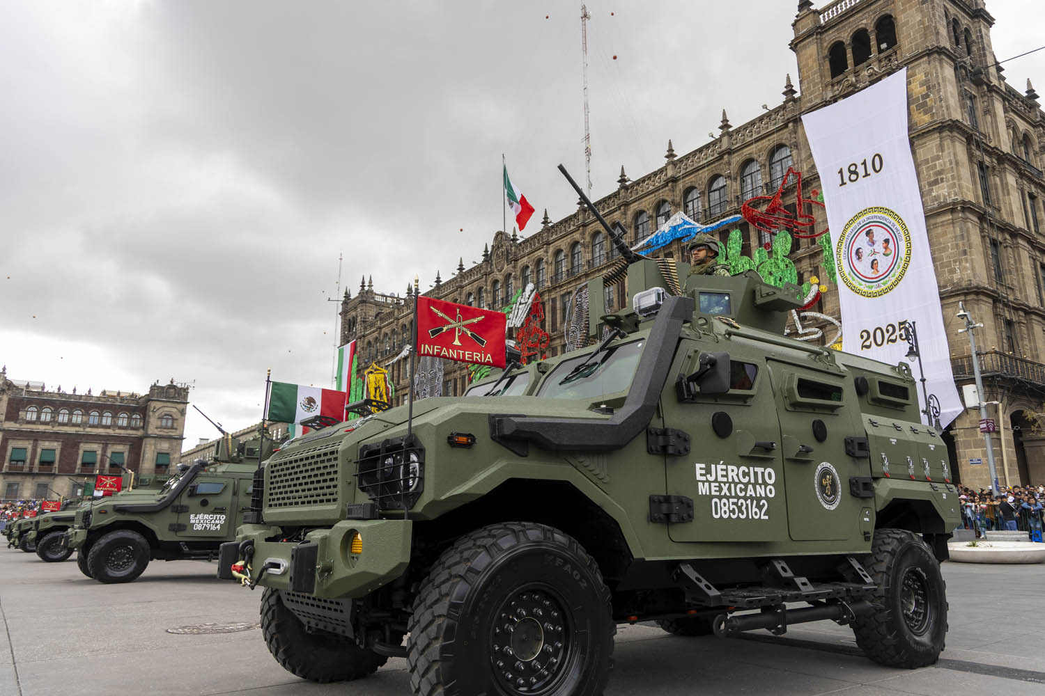Cuauhtémoc, Ciudad de México. 16 de septiembre 2025. La presidenta constitucional de los Estados Unidos Mexicanos, la Doctora Claudia Sheinbaum Pardo  preside el Desfile Cívico Militar. Foto: /Presidencia