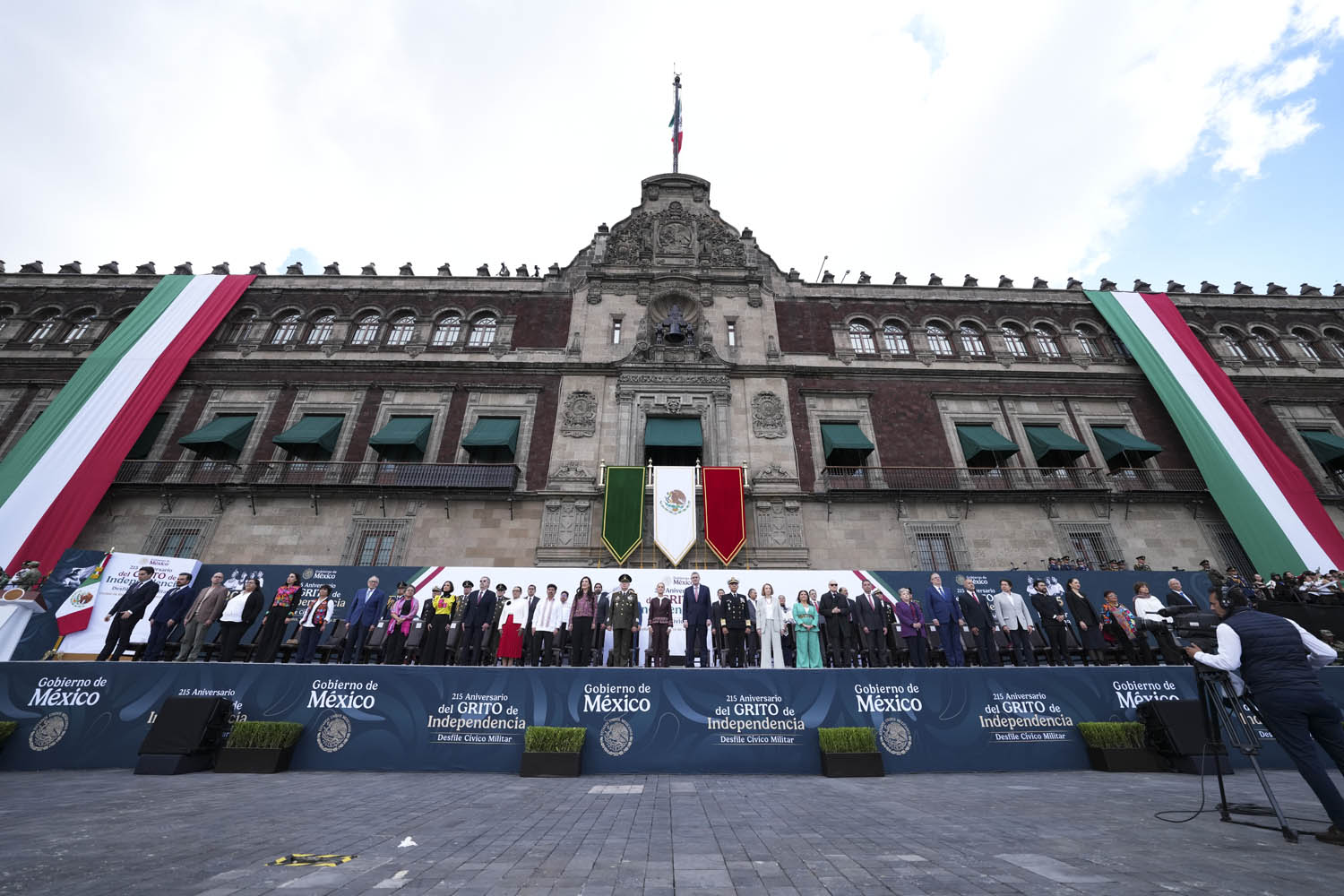 Cuauhtémoc, Ciudad de México. 16 de septiembre 2025. La presidenta constitucional de los Estados Unidos Mexicanos, la Doctora Claudia Sheinbaum Pardo  preside el Desfile Cívico Militar. Foto: /Presidencia