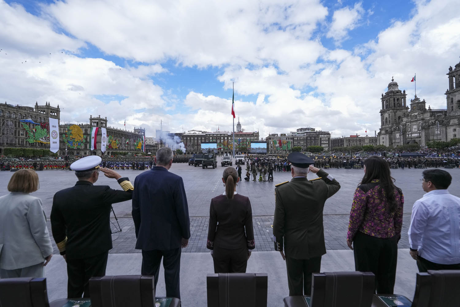 Cuauhtémoc, Ciudad de México. 16 de septiembre 2025. La presidenta constitucional de los Estados Unidos Mexicanos, la Doctora Claudia Sheinbaum Pardo  preside el Desfile Cívico Militar. Foto: /Presidencia