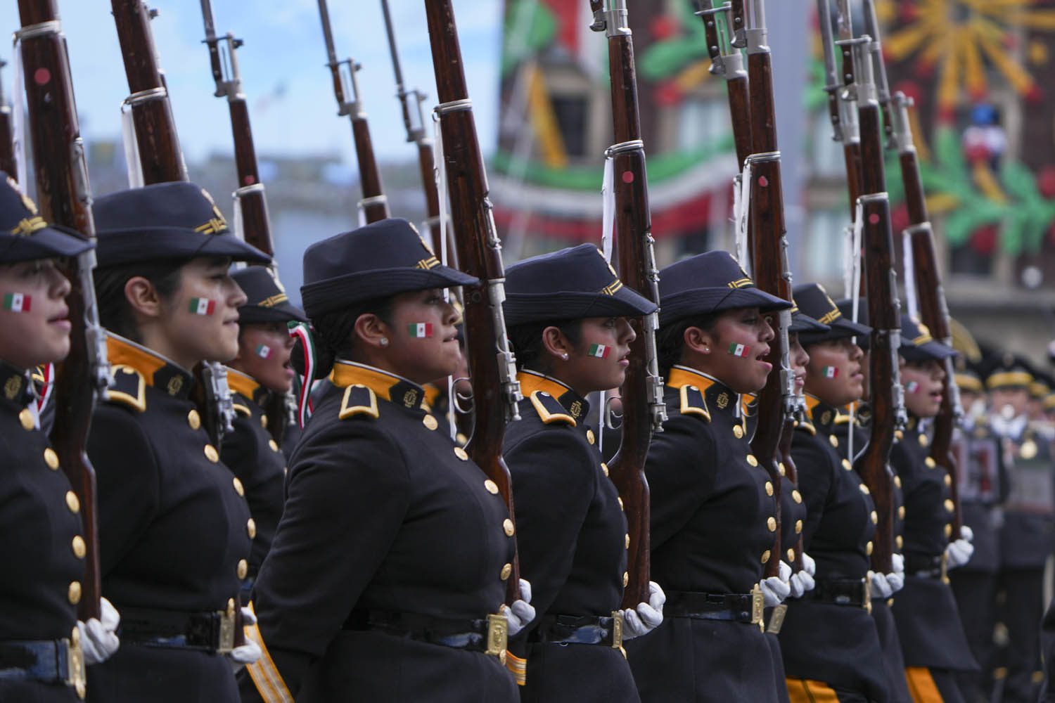 Cuauhtémoc, Ciudad de México. 16 de septiembre 2025. La presidenta constitucional de los Estados Unidos Mexicanos, la Doctora Claudia Sheinbaum Pardo  preside el Desfile Cívico Militar. Foto: /Presidencia