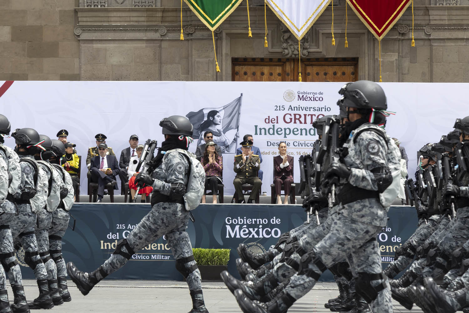 Cuauhtémoc, Ciudad de México. 16 de septiembre 2025. La presidenta constitucional de los Estados Unidos Mexicanos, la Doctora Claudia Sheinbaum Pardo  preside el Desfile Cívico Militar. Foto: /Presidencia
