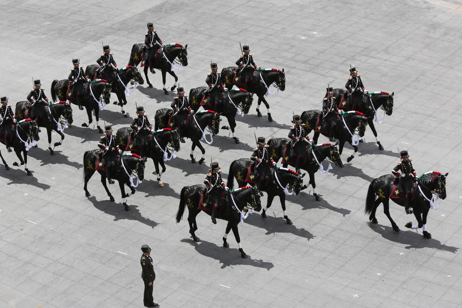 Cuauhtémoc, Ciudad de México. 16 de septiembre 2025. La presidenta constitucional de los Estados Unidos Mexicanos, la Doctora Claudia Sheinbaum Pardo  preside el Desfile Cívico Militar. Foto: /Presidencia