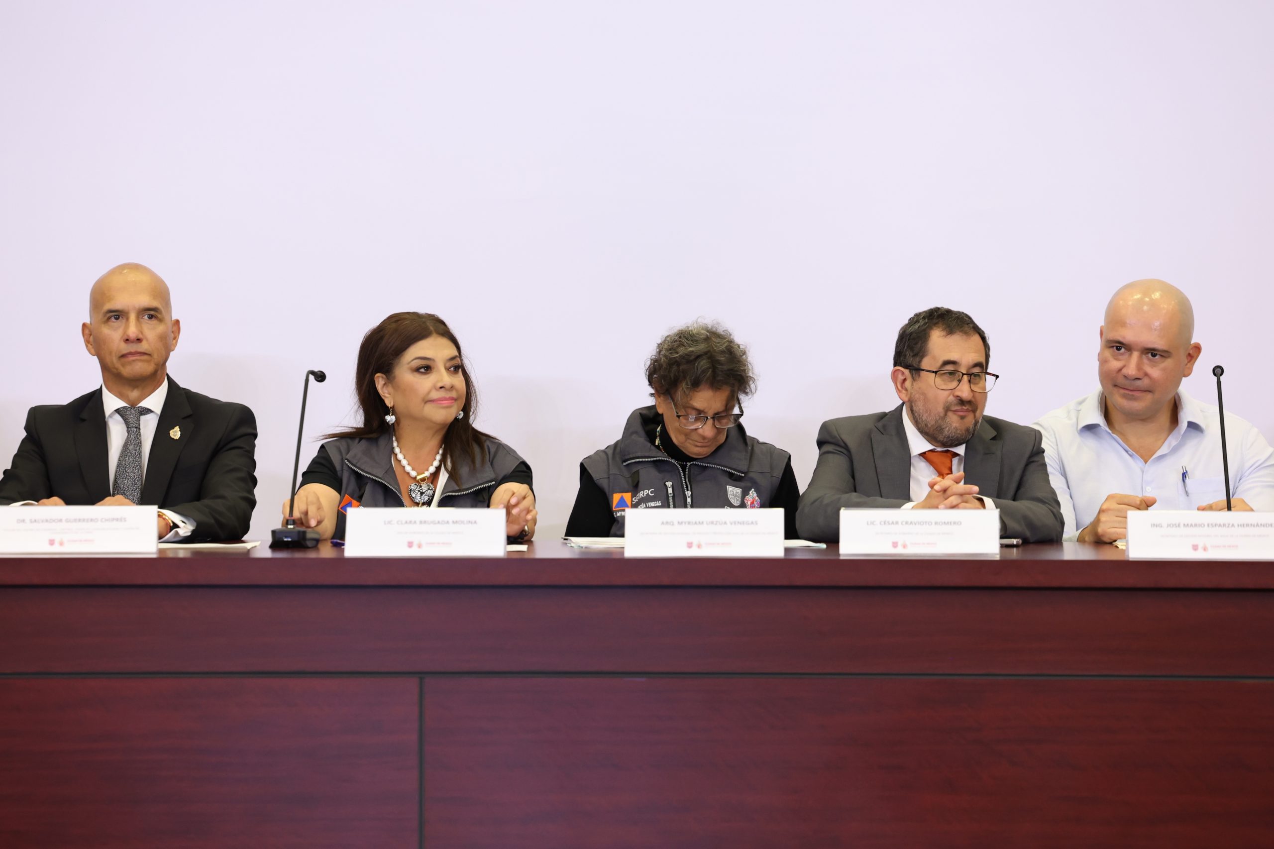 La Jefa de Gobierno de la Ciudad de México, Clara Brugada Molina, encabezó la presentación del informe del Segundo Simulacro Nacional 2025. Fotografía: La Isabel.